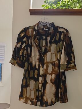 DKNY Patterned Top